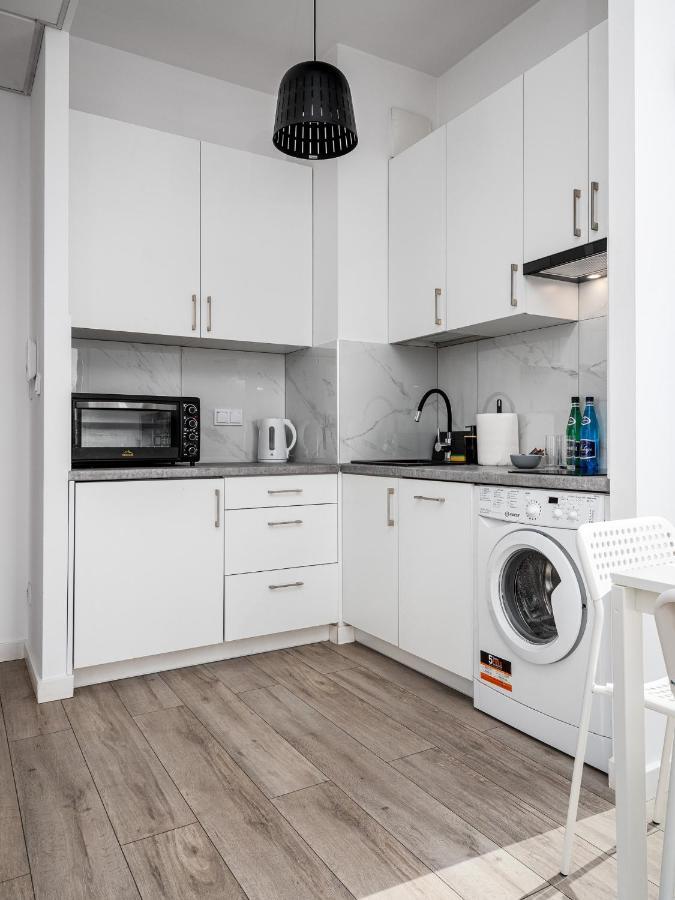 Апартаменты Apartament Ks Wola Prymasa 407 Варшава Экстерьер фото